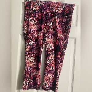 PLUS Women’s LIVI Active Wear Capris